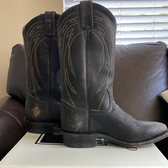 FRYE Boots Billy Pull On - 7 - Picture 1 of 8